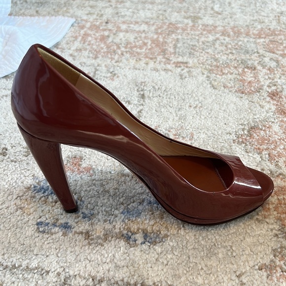 Prada Curved Heel - Picture 7 of 9